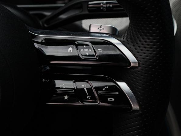 Mercedes-Benz C-Класс V (W206) с пробегом 2022 года, цена 5 580 000 рублей, 46510 км, седан, Автокод Объявления