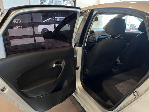 Volkswagen Polo V с пробегом 2015 года, цена 535 000 рублей, 251881 км, седан, Автокод Объявления