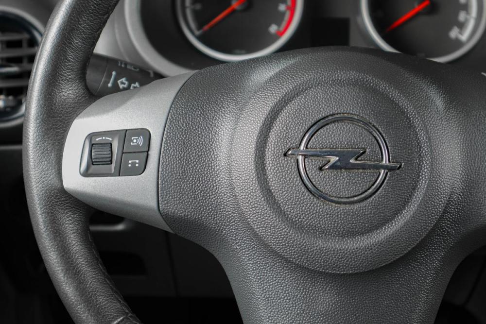 Opel Corsa D Рестайлинг II Тюмень  - изображение 15