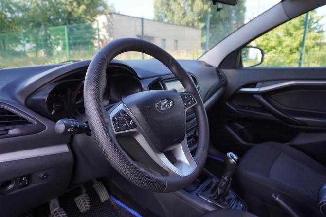 Lada (ВАЗ) Vesta I с пробегом 2019 года, цена 860 000 рублей, 134391 км, седан, Автокод Объявления