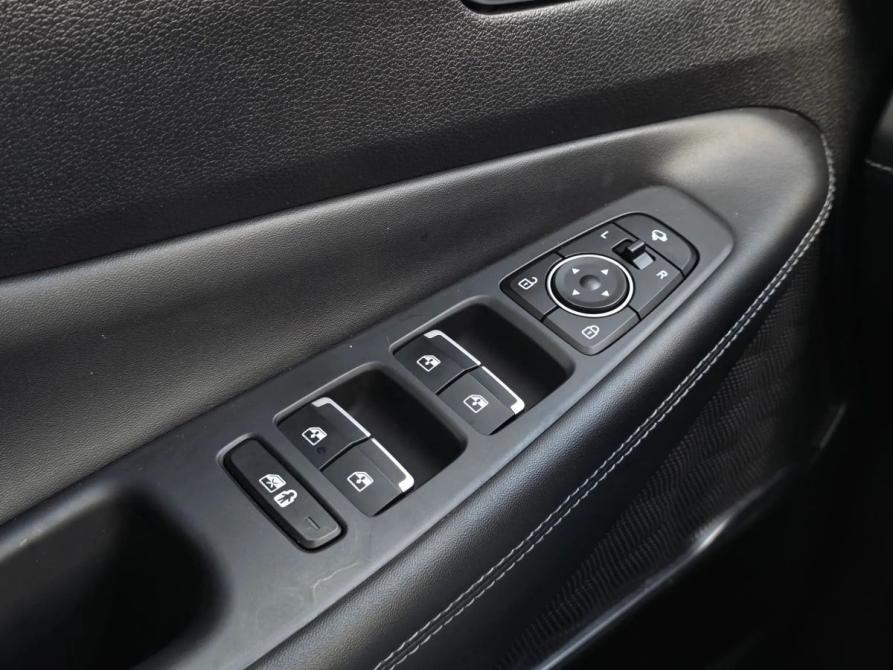 Hyundai Santa Fe IV Рестайлинг Санкт-Петербург  - изображение 18