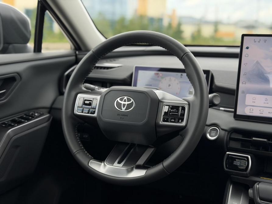 Toyota RAV4 VI (XA60) Казань  - изображение 20
