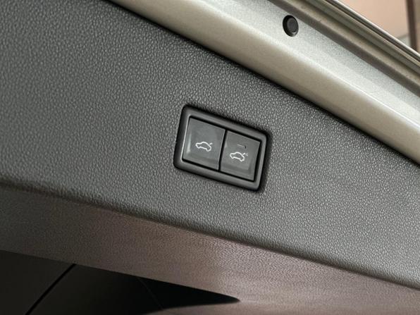 Volkswagen Tiguan II с пробегом 2019 года, цена 2 600 000 рублей, 110800 км, внедорожник, Автокод Объявления