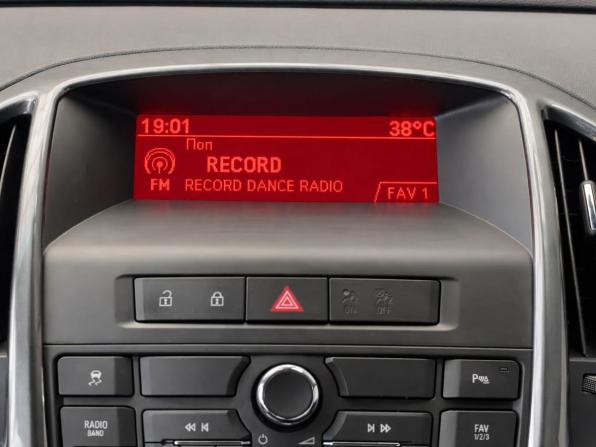 Opel Astra J Рестайлинг с пробегом 2012 года, цена 897 000 рублей, 107928 км, хэтчбек, Автокод Объявления