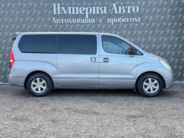 Hyundai Grand Starex I с пробегом 2011 года, цена 1 900 000 рублей, 219000 км, минивэн, Автокод Объявления