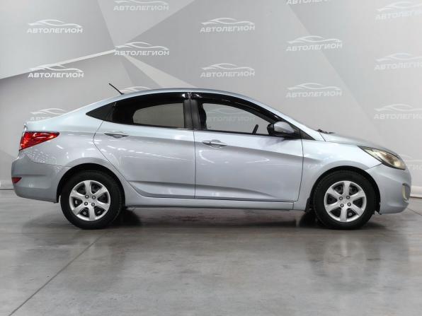 Hyundai Solaris I с пробегом 2011 года, цена 650 000 рублей, 236163 км, седан, Автокод Объявления