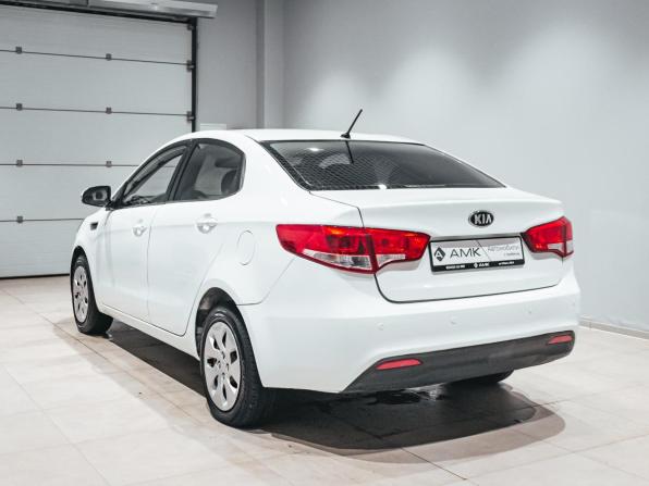 Kia Rio III с пробегом 2015 года, цена 900 000 рублей, 111302 км, седан, Автокод Объявления