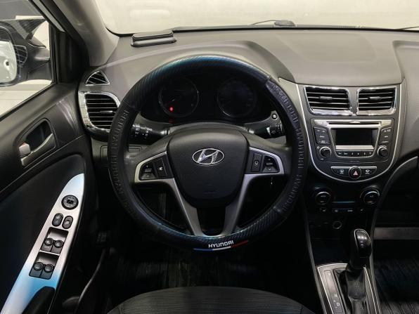 Hyundai Solaris I Рестайлинг с пробегом 2016 года, цена 1 059 900 рублей, 216511 км, седан, Автокод Объявления