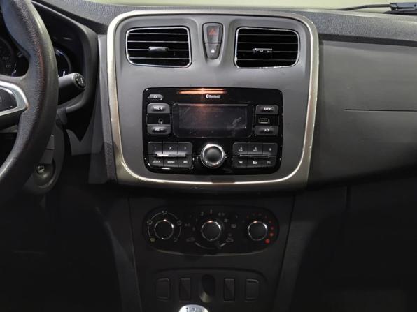 Renault Logan II Рестайлинг с пробегом 2021 года, цена 1 243 000 рублей, 76298 км, седан, Автокод Объявления