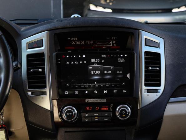 Mitsubishi Pajero IV Рестайлинг 2 с пробегом 2019 года, цена 3 890 000 рублей, 55472 км, внедорожник, Автокод Объявления