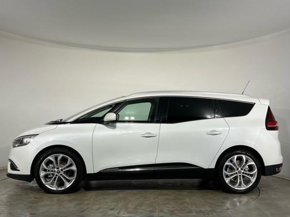Renault Scenic IV с пробегом 2017 года, цена 1 499 000 рублей, 151575 км, компактвэн, Автокод Объявления
