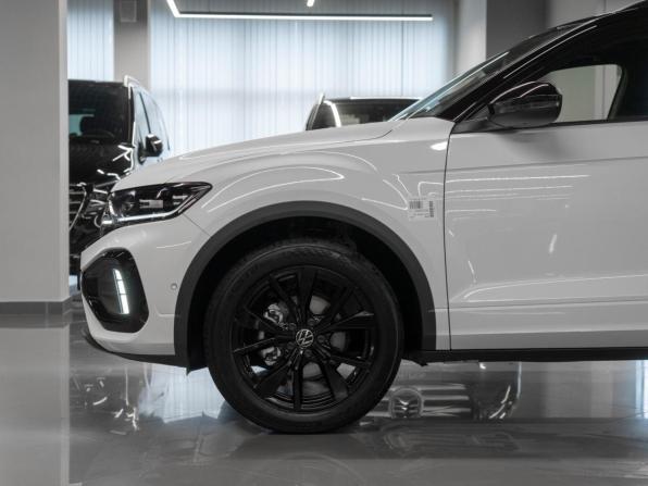 Volkswagen T-Roc I (China Market) Рестайлинг с пробегом 2026 года, цена 3 550 000 рублей, 17 км, внедорожник, Автокод Объявления