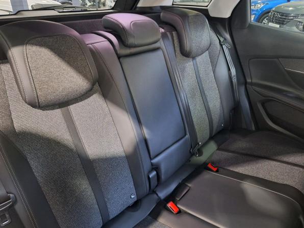 Peugeot 3008 II с пробегом 2018 года, цена 1 549 000 рублей, 139634 км, внедорожник, Автокод Объявления