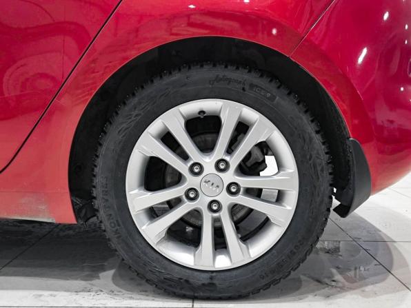 Kia Ceed II с пробегом 2015 года, цена 1 250 000 рублей, 79117 км, хэтчбек, Автокод Объявления