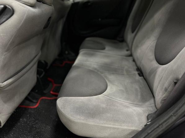 Honda Fit I с пробегом 2006 года, цена 540 000 рублей, 330000 км, хэтчбек, Автокод Объявления