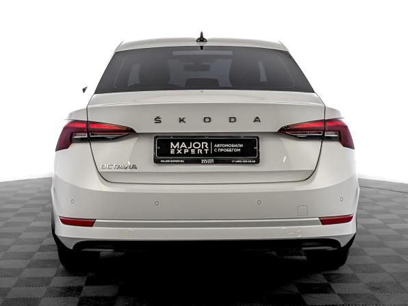 Skoda Octavia IV (A8) с пробегом 2021 года, цена 1 990 000 рублей, 116784 км, лифтбек, Автокод Объявления