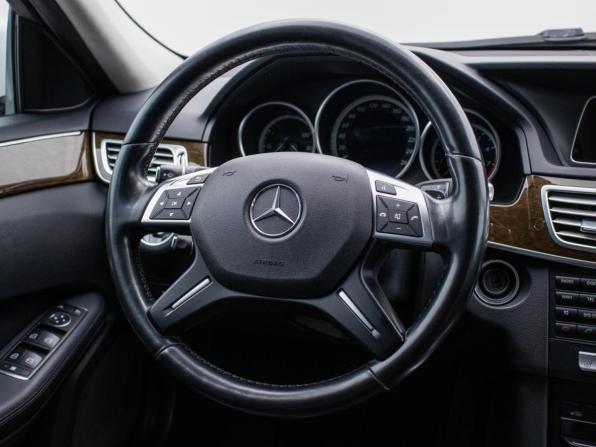 Mercedes-Benz E-Класс IV (W212 S212 C207) Рестайлинг с пробегом 2014 года, цена 1 707 000 рублей, 118035 км, седан, Автокод Объявления