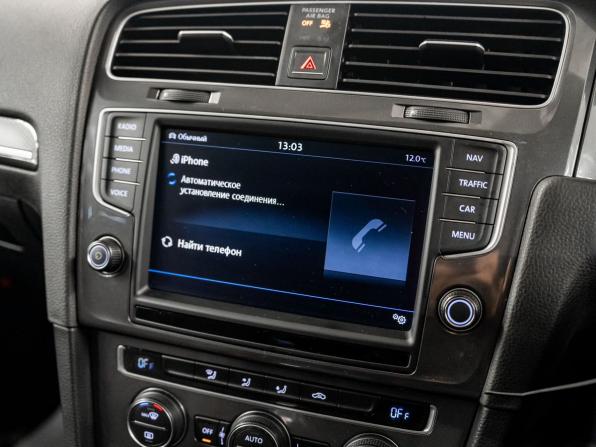 Volkswagen Golf VII с пробегом 2015 года, цена 1 695 000 рублей, 165940 км, универсал, Автокод Объявления