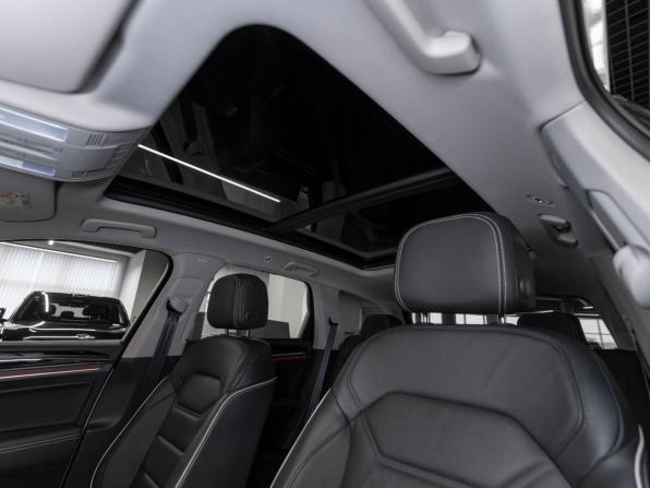 Volkswagen Touareg III Рестайлинг с пробегом 2024 года, цена 10 100 000 рублей, 2090 км, внедорожник, Автокод Объявления