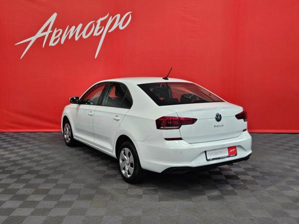 Volkswagen Polo VI с пробегом 2022 года, цена 1 429 000 рублей, 62216 км, лифтбек, Автокод Объявления