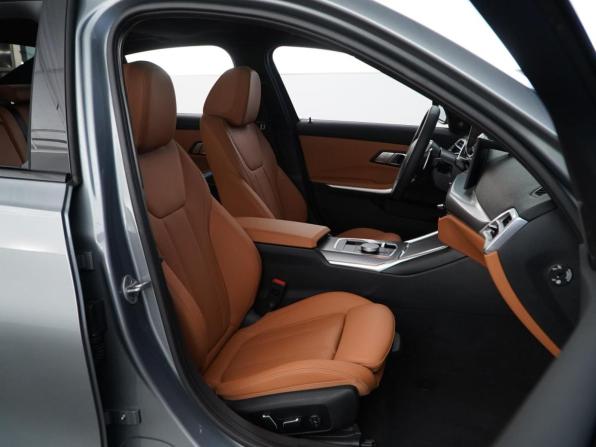 BMW 3 серии VII (G2x) Рестайлинг 2 с пробегом 2025 года, цена 6 949 900 рублей, 5341 км, седан, Автокод Объявления