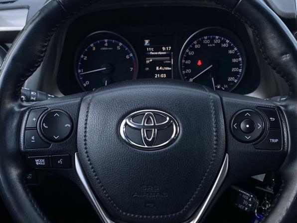 Toyota RAV4 IV (XA40) Рестайлинг с пробегом 2017 года, цена 1 999 000 рублей, 200840 км, внедорожник, Автокод Объявления