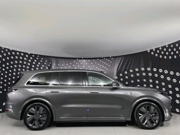Li Auto (Lixiang) L9 I Рестайлинг с пробегом 2024 года, цена 8 800 000 рублей, 17 км, внедорожник, Автокод Объявления