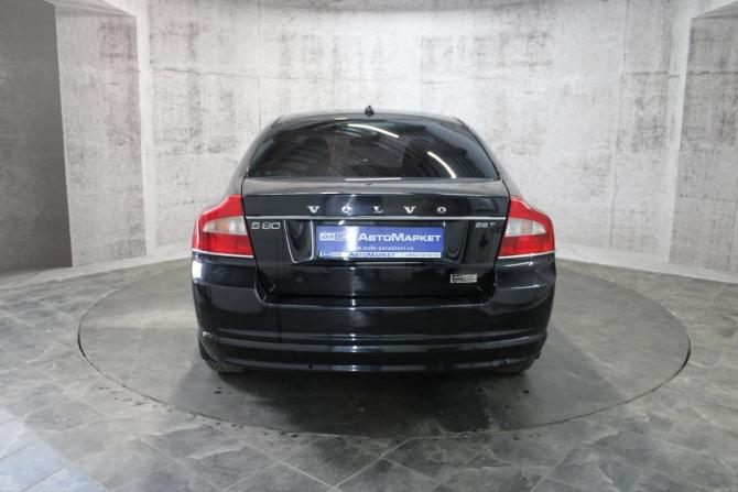 Volvo S80 II Рестайлинг с пробегом 2011 года, цена 676 000 рублей, 293727 км, седан, Автокод Объявления