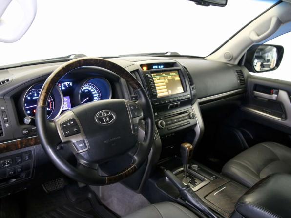 Toyota Land Cruiser 200 Series с пробегом 2010 года, цена 2 590 000 рублей, 342784 км, внедорожник, Автокод Объявления