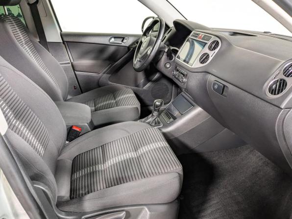 Volkswagen Tiguan I с пробегом 2011 года, цена 949 900 рублей, 245000 км, внедорожник, Автокод Объявления