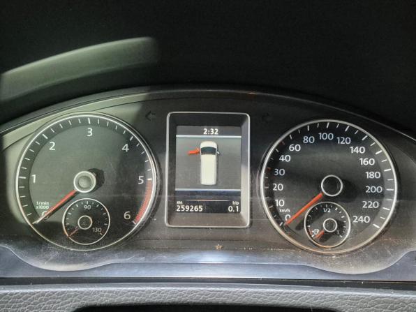 Volkswagen Multivan T5 Рестайлинг с пробегом 2010 года, цена 2 050 000 рублей, 258000 км, минивэн, Автокод Объявления