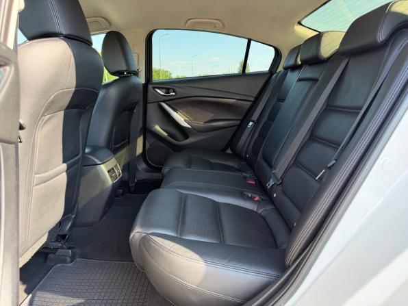 Mazda 6 III (GJ) Рестайлинг с пробегом 2015 года, цена 1 550 000 рублей, 188500 км, седан, Автокод Объявления