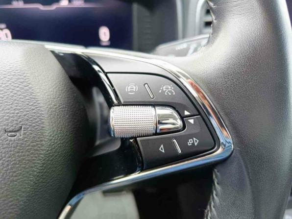 Skoda Karoq I с пробегом 2020 года, цена 2 644 995 рублей, 48043 км, внедорожник, Автокод Объявления
