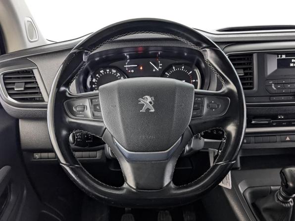 Peugeot Traveller I с пробегом 2021 года, цена 2 999 000 рублей, 97927 км, минивэн, Автокод Объявления