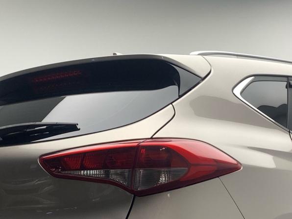 Hyundai Tucson III с пробегом 2017 года, цена 1 933 000 рублей, 140010 км, внедорожник, Автокод Объявления