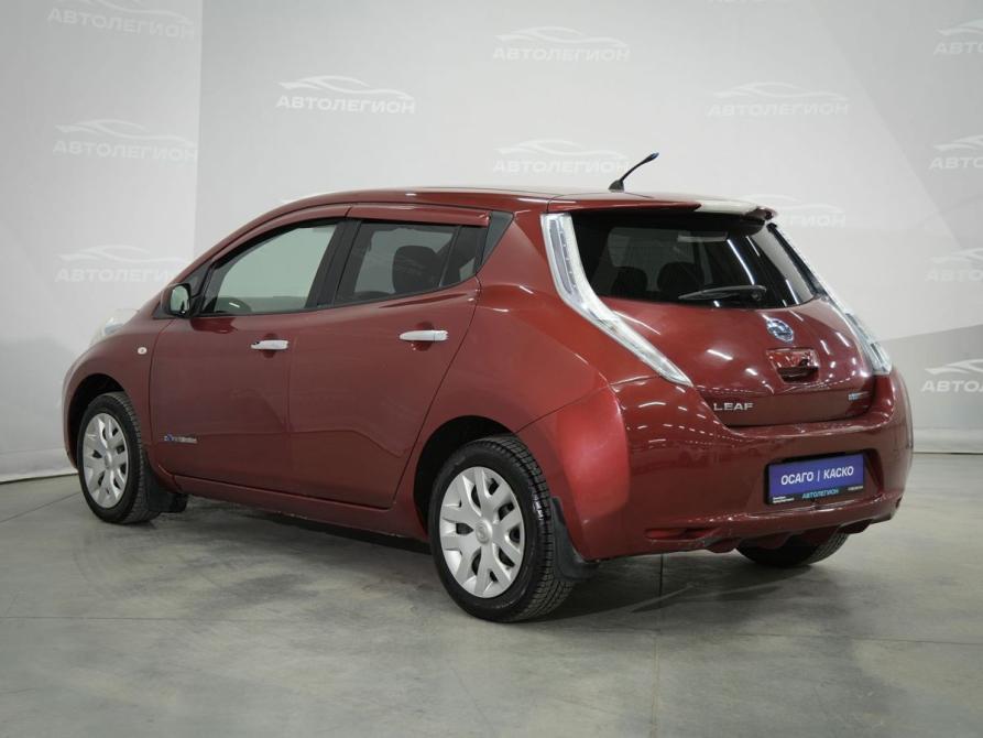 Nissan Leaf I (ZE0/AZE0) Новосибирск  - изображение 7