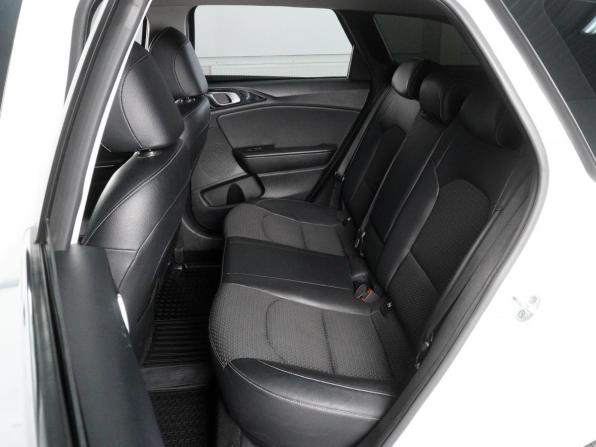Kia Ceed III с пробегом 2019 года, цена 1 650 000 рублей, 199363 км, универсал, Автокод Объявления