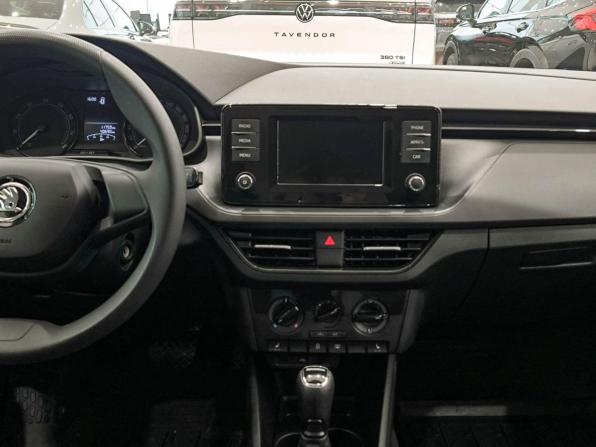 Skoda Rapid II с пробегом 2021 года, цена 1 980 000 рублей, 40688 км, лифтбек, Автокод Объявления