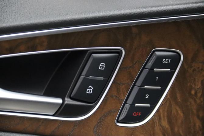 Audi A6 allroad III (C7) с пробегом 2013 года, цена 2 295 170 рублей, 159138 км, универсал, Автокод Объявления