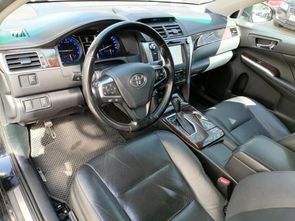 Toyota Camry VII (XV50) Рестайлинг с пробегом 2016 года, цена 1 629 000 рублей, 236332 км, седан, Автокод Объявления