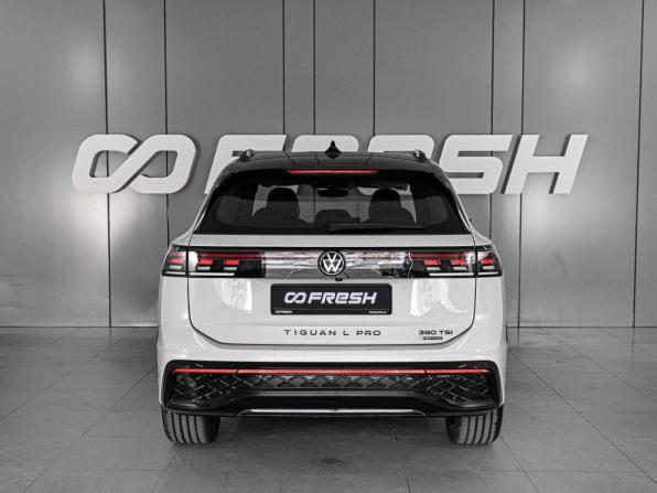 Volkswagen Tiguan III (China Market) с пробегом 2026 года, цена 4 950 000 рублей, 43 км, внедорожник, Автокод Объявления