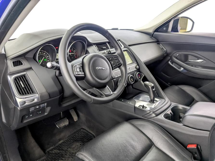 Jaguar E-Pace I Москва  - изображение 16