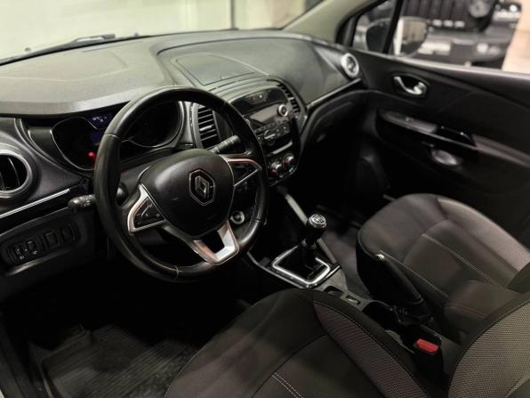Renault Kaptur I Рестайлинг с пробегом 2020 года, цена 1 539 900 рублей, 68754 км, внедорожник, Автокод Объявления