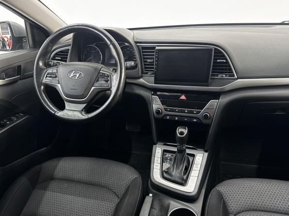 Hyundai Elantra VI (AD) с пробегом 2018 года, цена 1 850 000 рублей, 119964 км, седан, Автокод Объявления