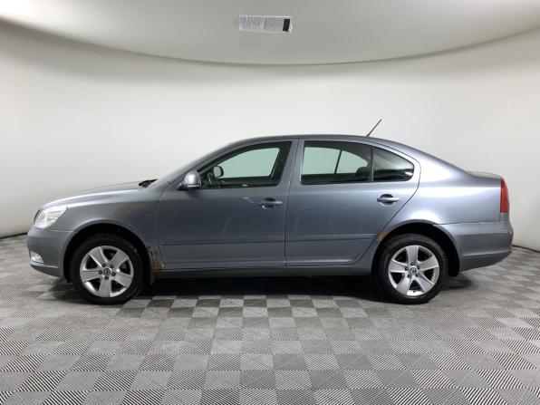 Skoda Octavia II (A5) Рестайлинг с пробегом 2013 года, цена 865 000 рублей, 216310 км, лифтбек, Автокод Объявления