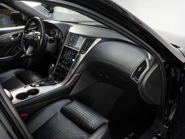 Infiniti Q50 I Рестайлинг с пробегом 2018 года, цена 2 849 000 рублей, 67150 км, седан, Автокод Объявления