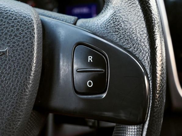 Renault Sandero II с пробегом 2017 года, цена 1 054 000 рублей, 101000 км, хэтчбек, Автокод Объявления