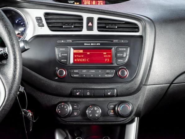 Kia Ceed II с пробегом 2013 года, цена 1 320 000 рублей, 105121 км, хэтчбек, Автокод Объявления