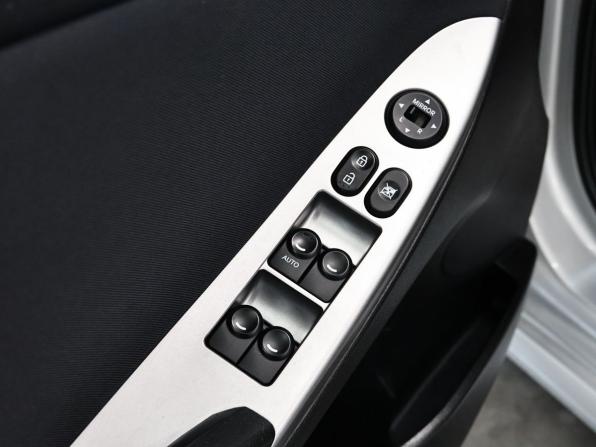 Hyundai Solaris I Рестайлинг с пробегом 2016 года, цена 978 000 рублей, 46240 км, седан, Автокод Объявления