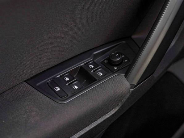 Volkswagen Tiguan II Рестайлинг с пробегом 2021 года, цена 2 405 000 рублей, 143292 км, внедорожник, Автокод Объявления